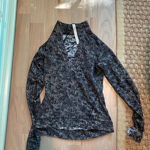 SOLD Mercari Lululemon NWOT size 6 fleece pullover